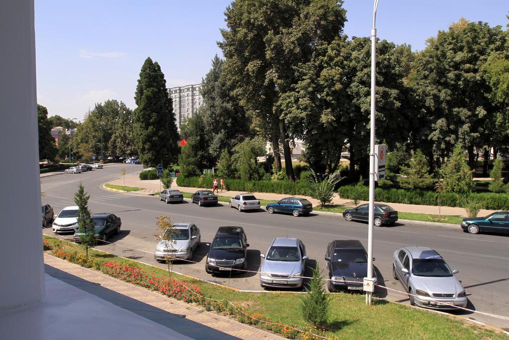Rohat Hotel Duşanbe Dış mekan fotoğraf