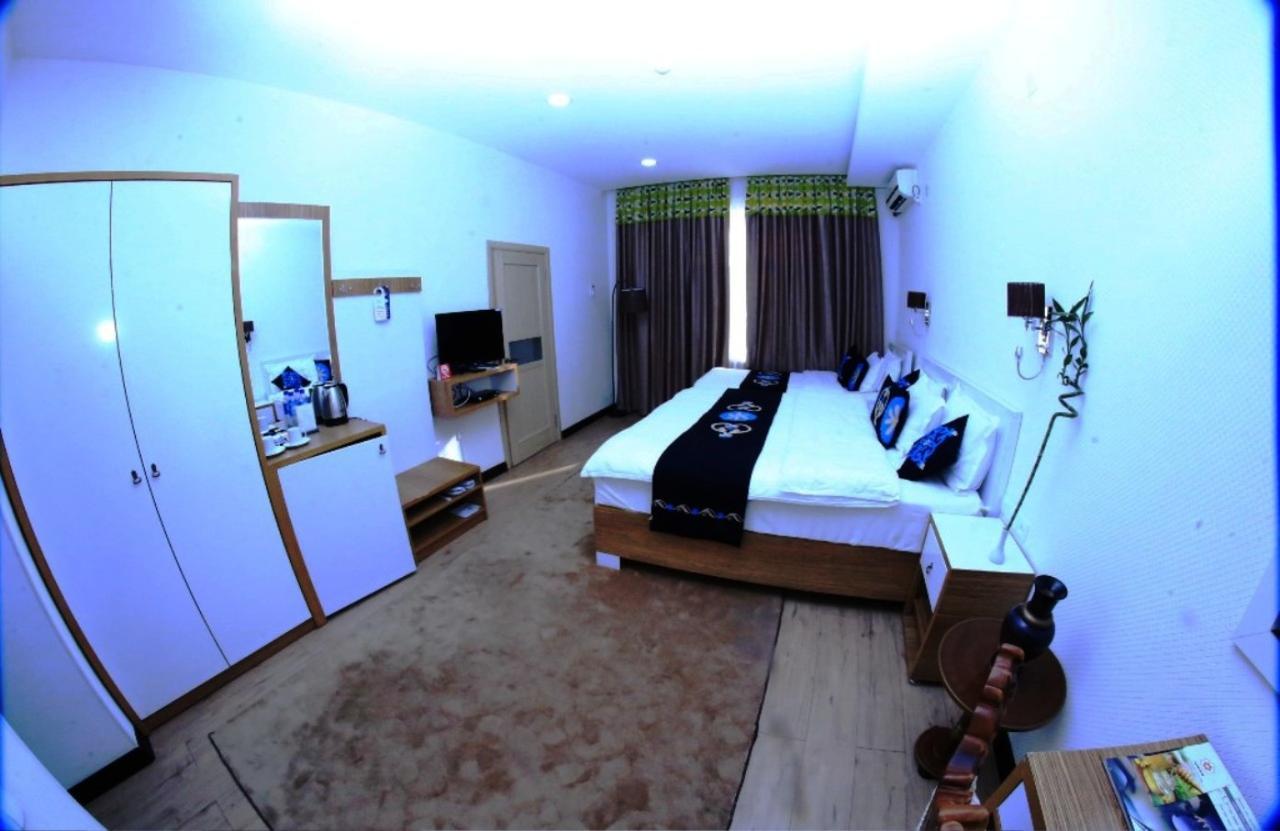 Rohat Hotel Duşanbe Dış mekan fotoğraf